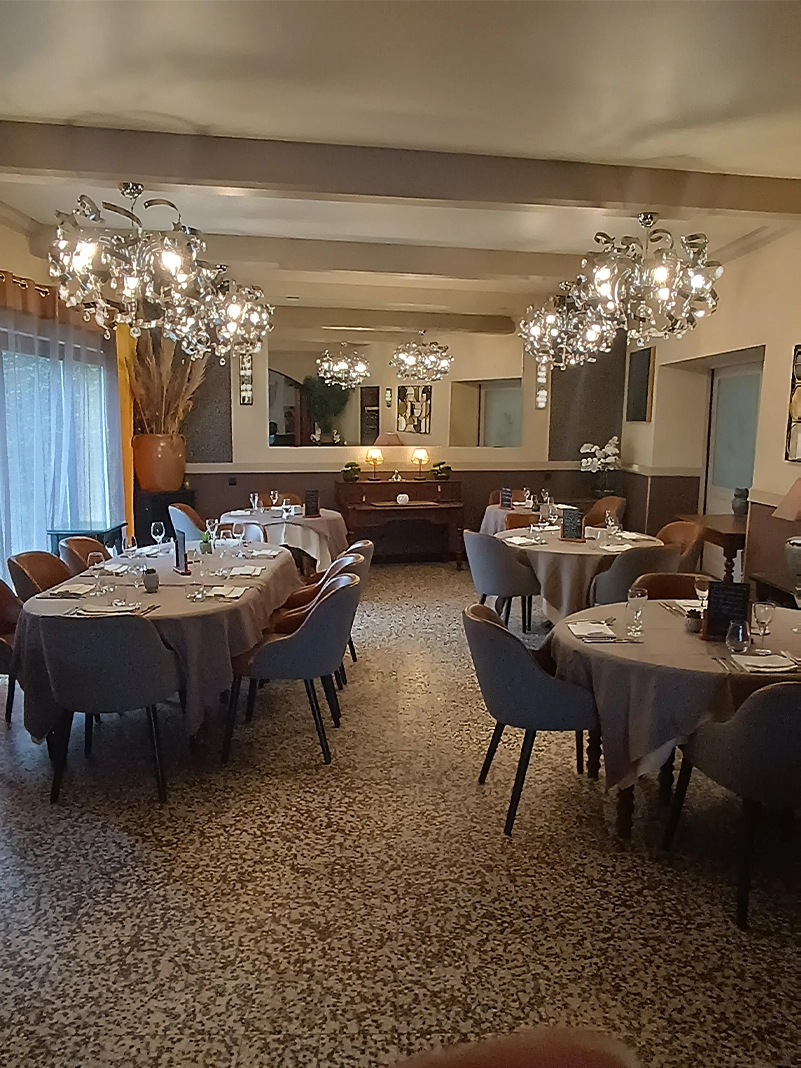 Restaurant traditionnel à Rancé