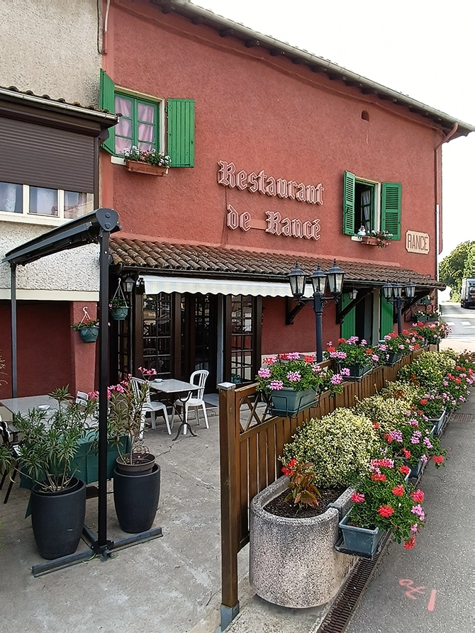 Restaurant traditionnel à Rancé